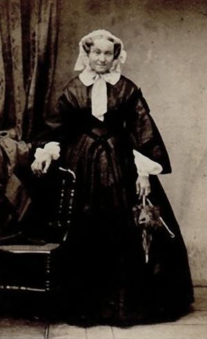 Frau Hofrat Ewald aus Gotha ca. 1860 fein Dame e ji.jpg